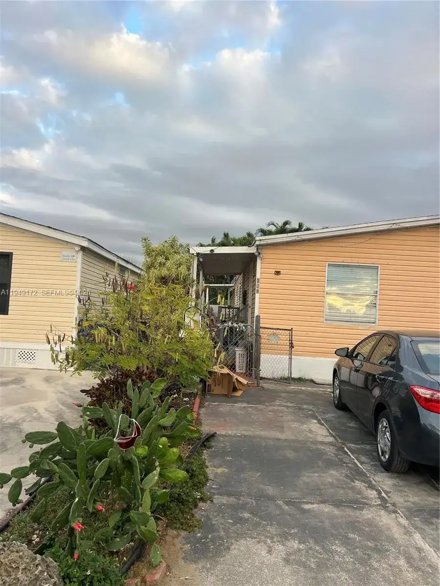 19800 SW 180th Avenue unit 419, Miami FL 33187 photo 2