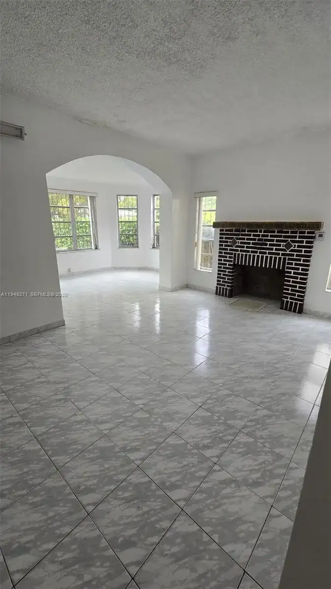 2340 SW 11 st # 0, Miami FL 33135 photo 2