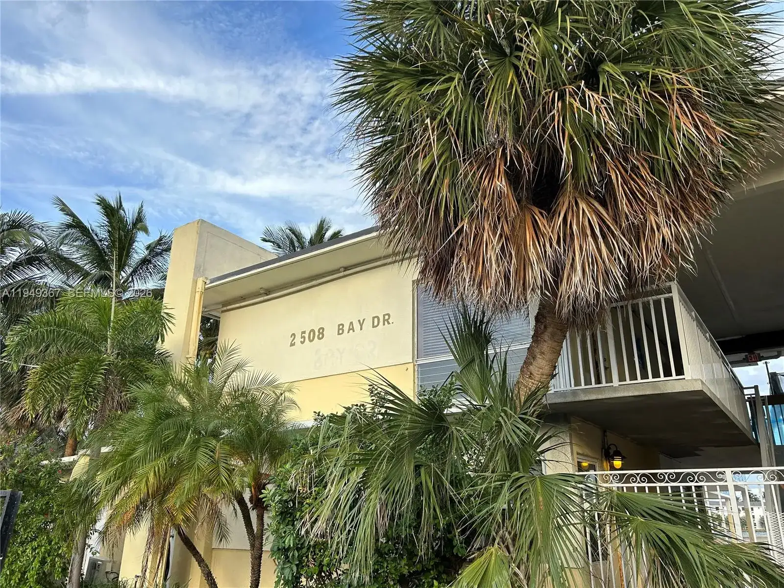 2508 Bay Dr # 12, Pompano Beach FL 33062 photo 4