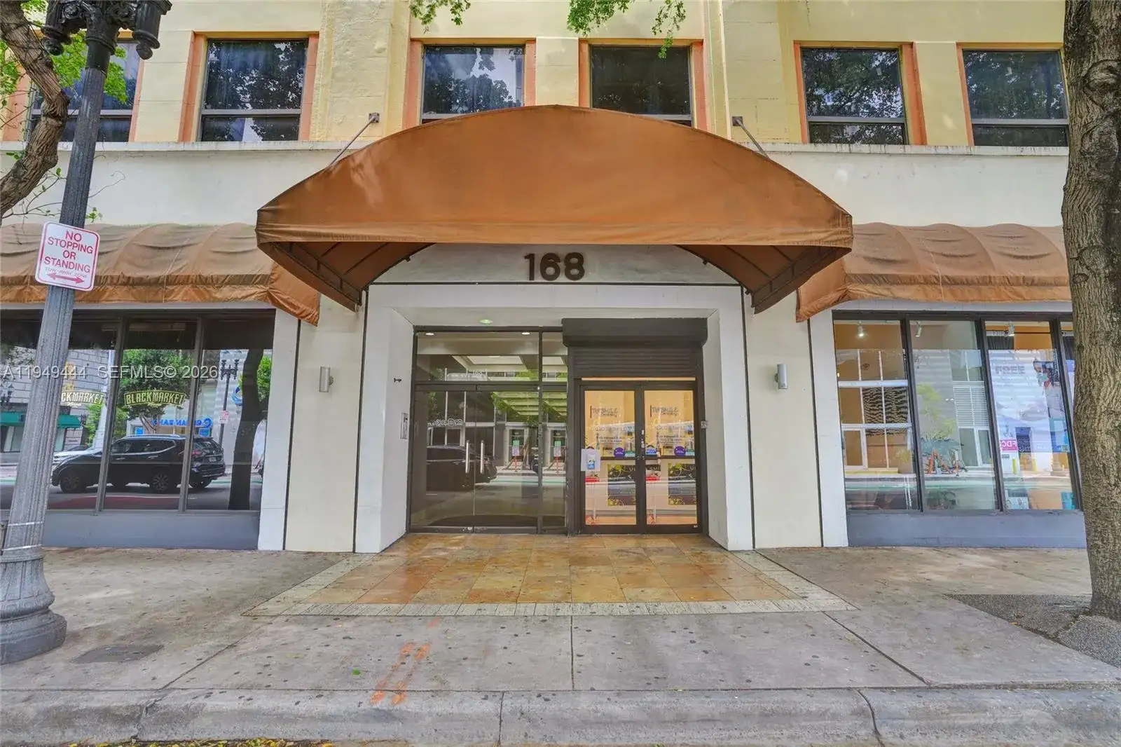 168 SE 1st St # 1200, Miami FL 33131 photo 4