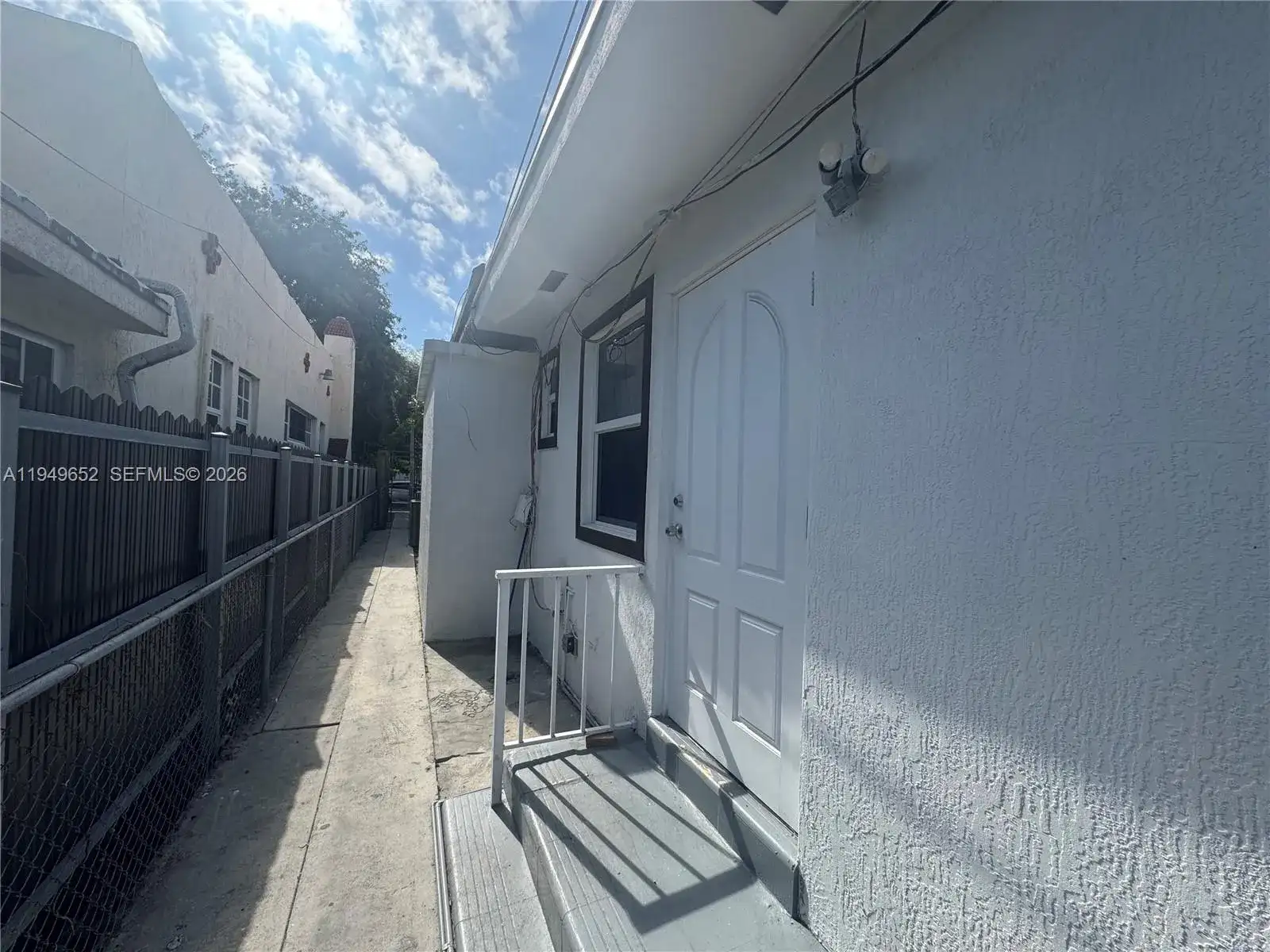 1629 SW 10th St # 1, Miami FL 33135 photo 4