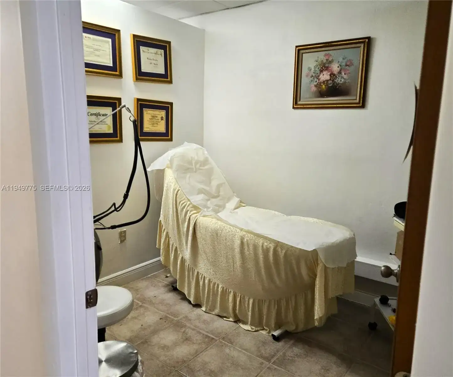 300 SW 107th Ave, Sweetwater FL 33174 photo 5