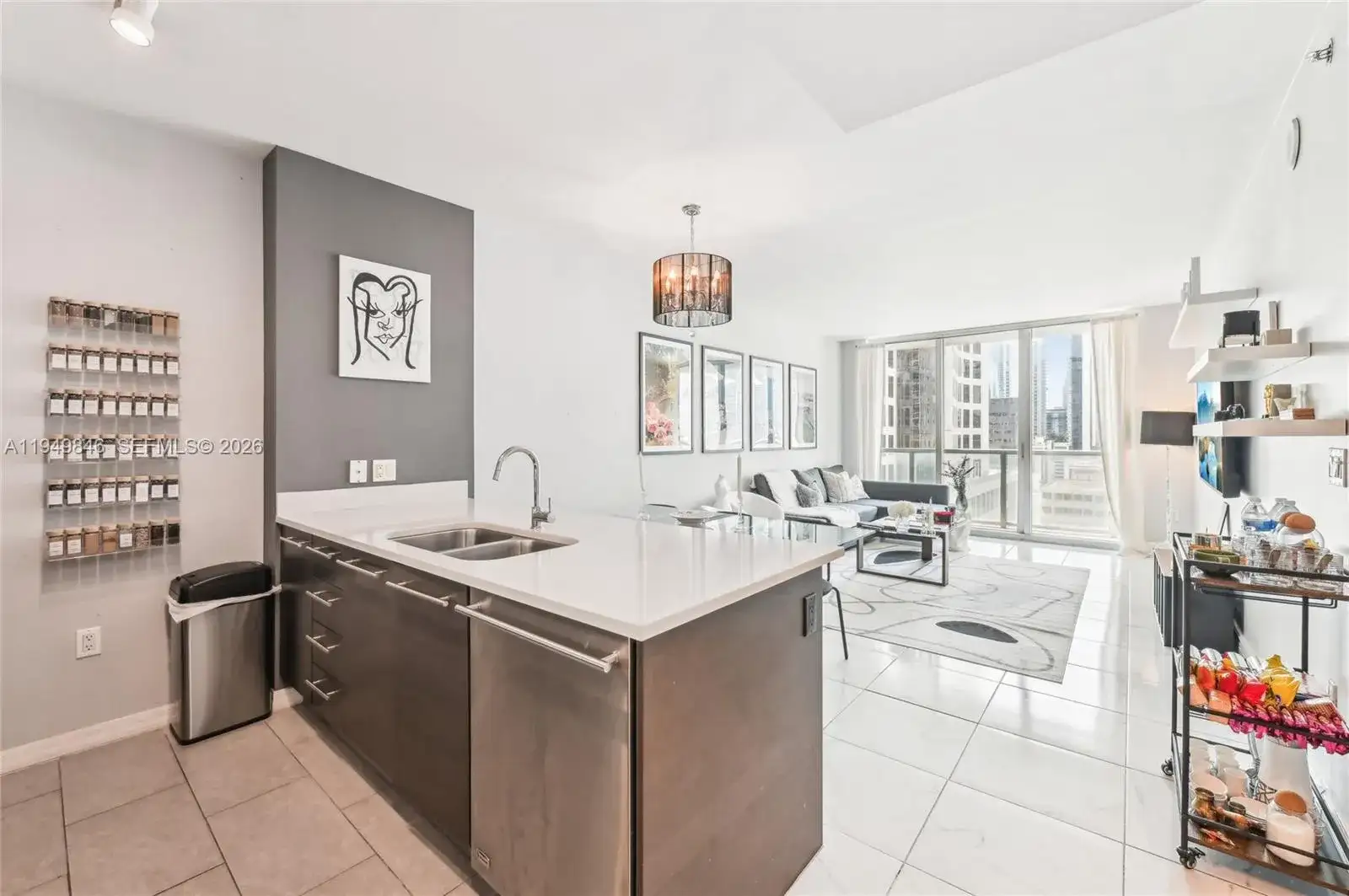 55 SE 6th St # 1608, Miami FL 33131 photo 5