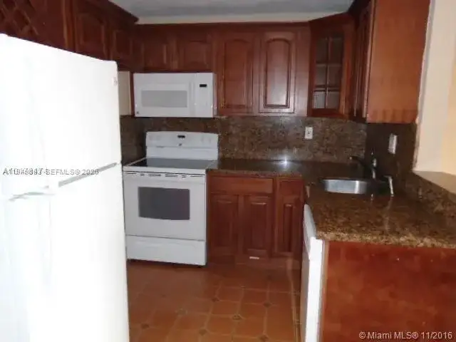 9143 SW 77th Ave # B304, Miami FL 33156 photo 4