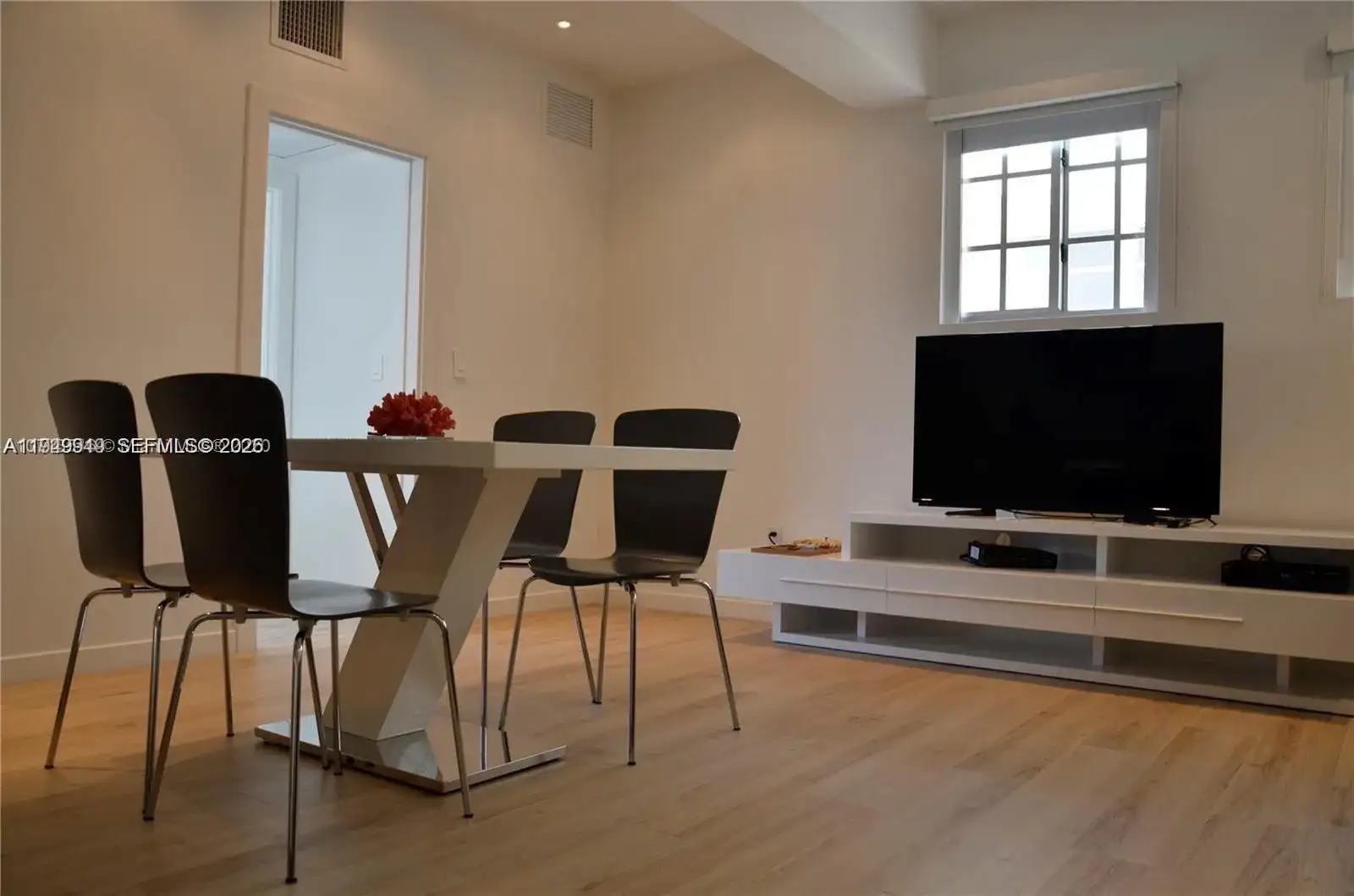 700 16th St # 201, Miami Beach FL 33139 photo 2