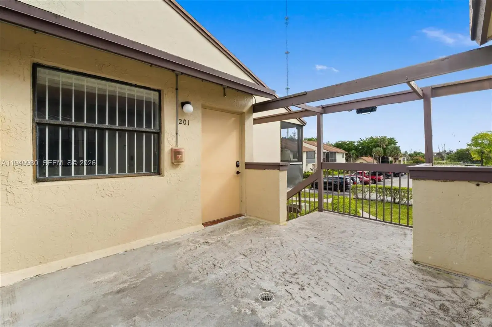 475 NW 210th St # 201, Miami Gardens FL 33169 photo 2