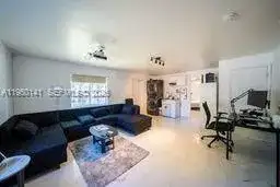 13645 NW 3rd Ave, North Miami FL 33168 photo 4