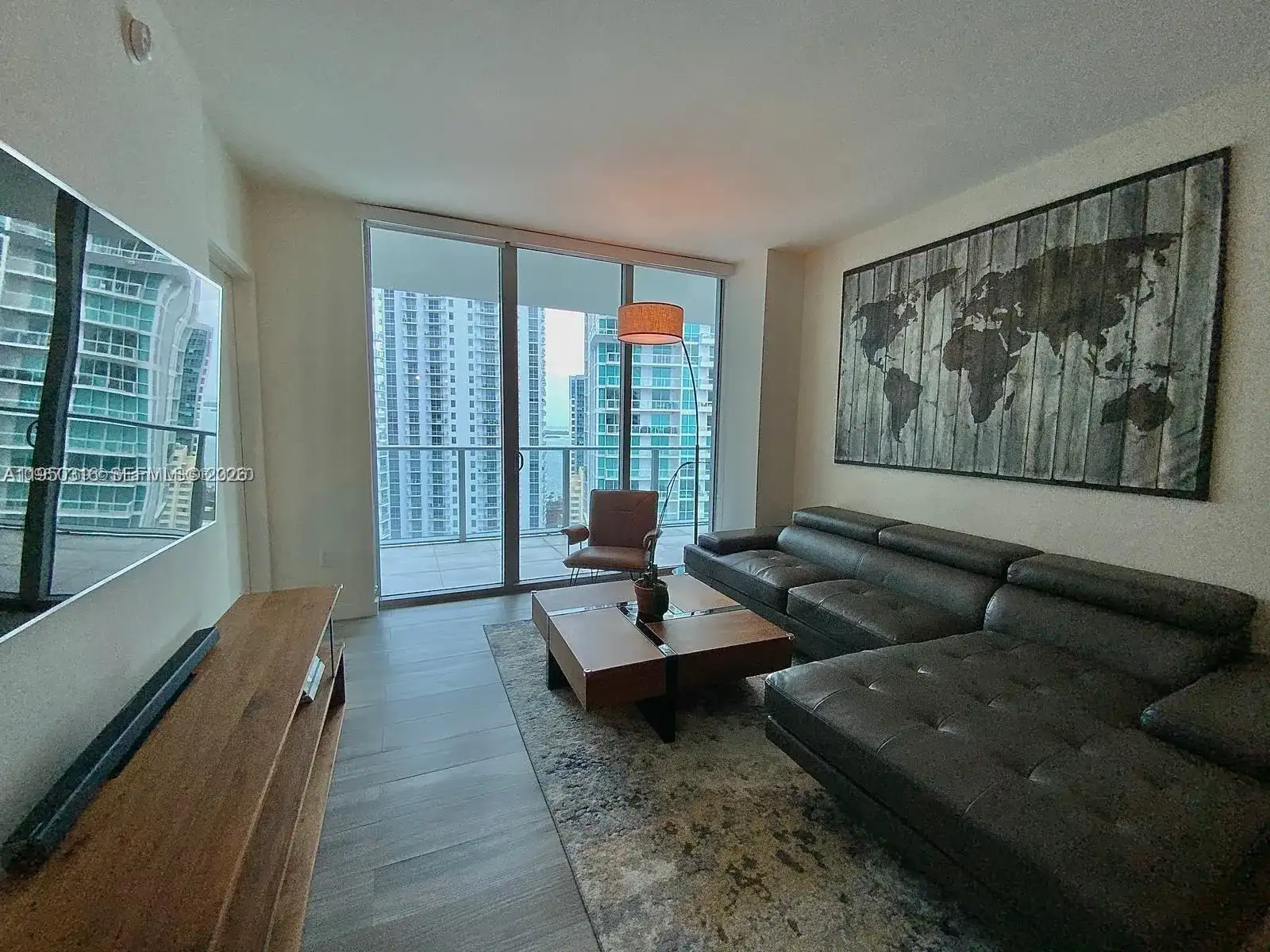 1100 S Miami Ave # 2811, Miami FL 33130 photo 2
