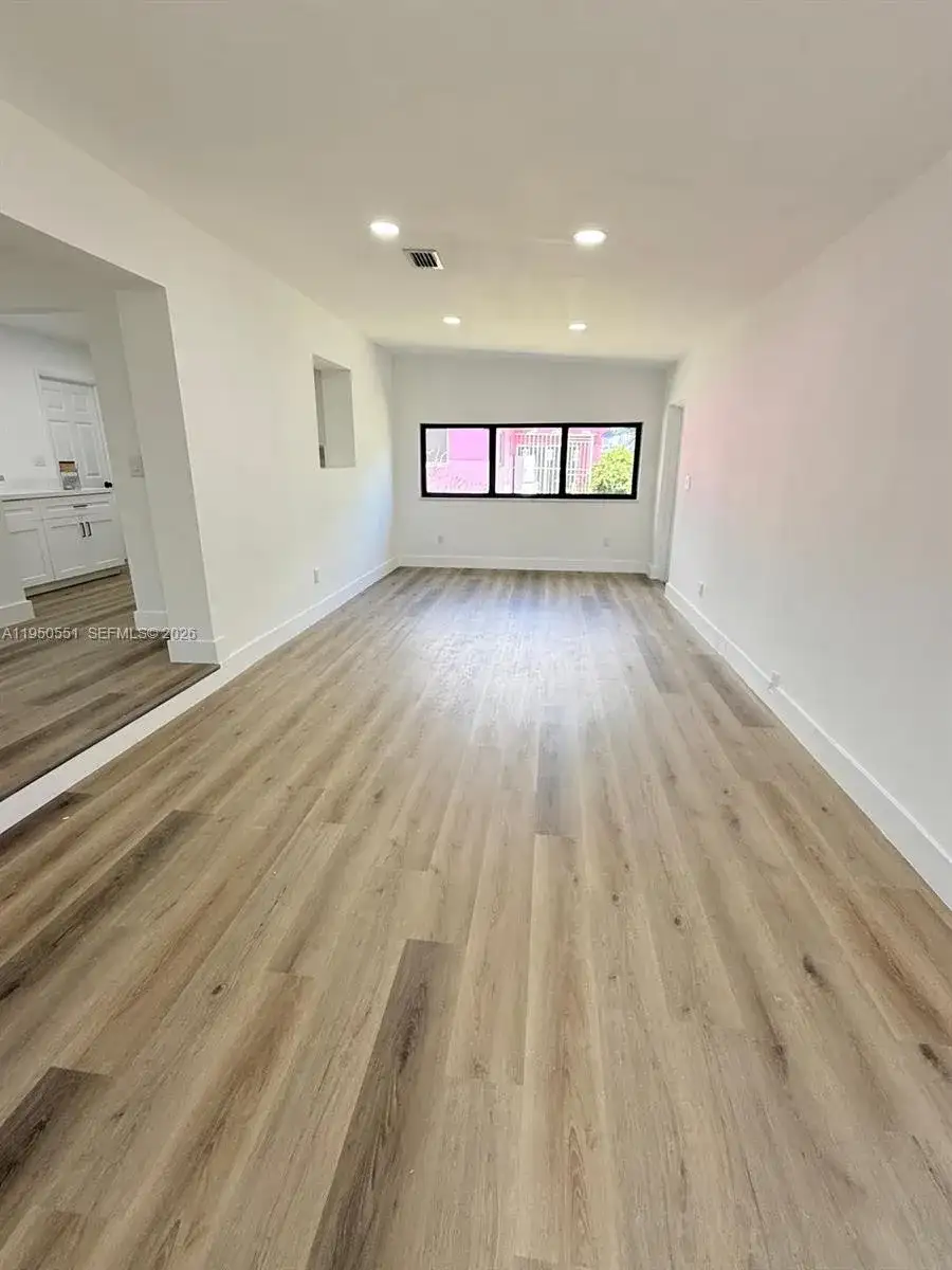 9305 NW 14th Ave, Miami FL 33147 photo 3