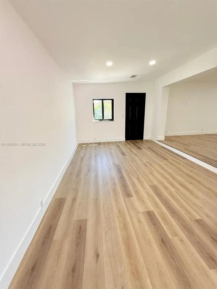 9305 NW 14th Ave, Miami FL 33147 photo 4