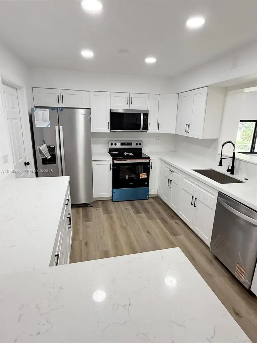 9305 NW 14th Ave, Miami FL 33147 photo 5