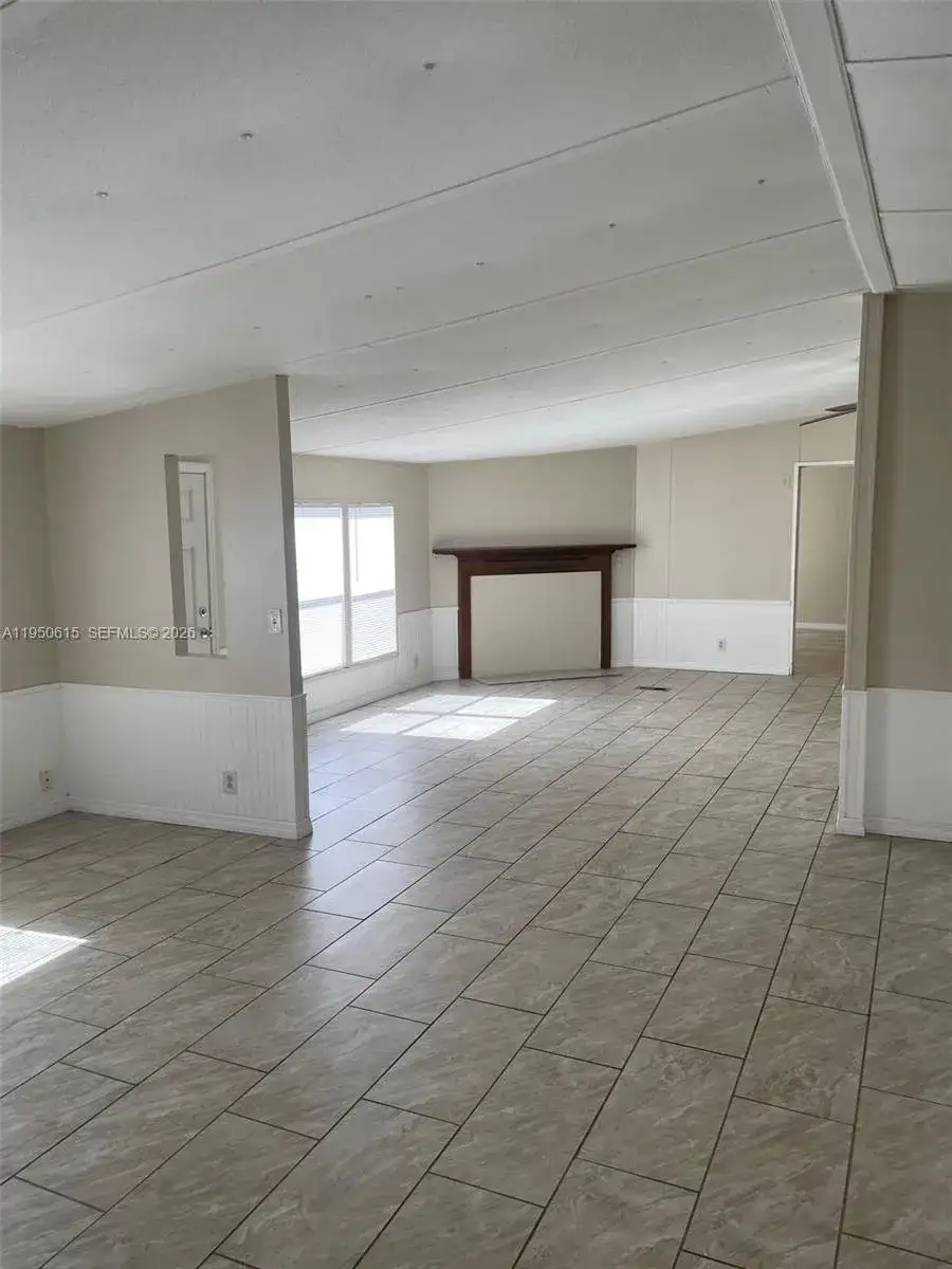 8638 Gibson Oaks Dr # 0, Lakeland FL 33809 photo 4