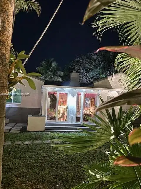 1643 Nethia Dr, Miami FL 33133 photo 5