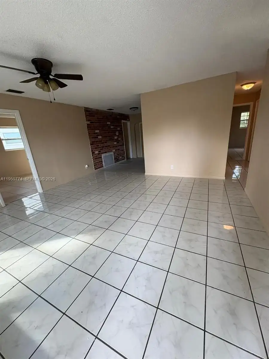 6311 SW 8th St, North Lauderdale FL 33068 photo 4