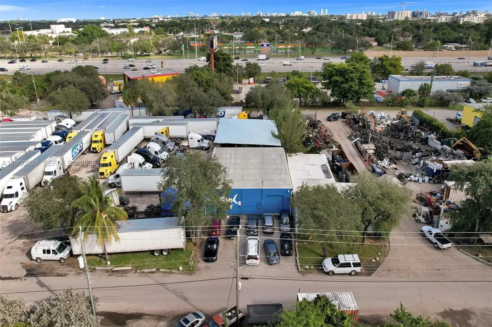 850 NW 12th Ter, Pompano Beach FL 33069 photo 2