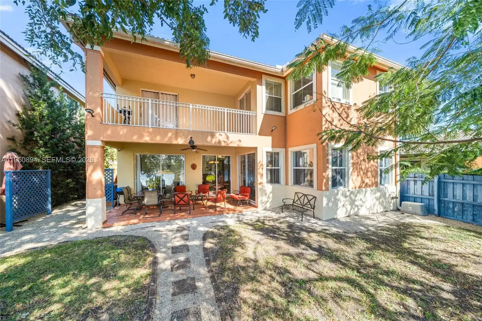 16062 SW 43rd Ter, Miami FL 33185 photo 4