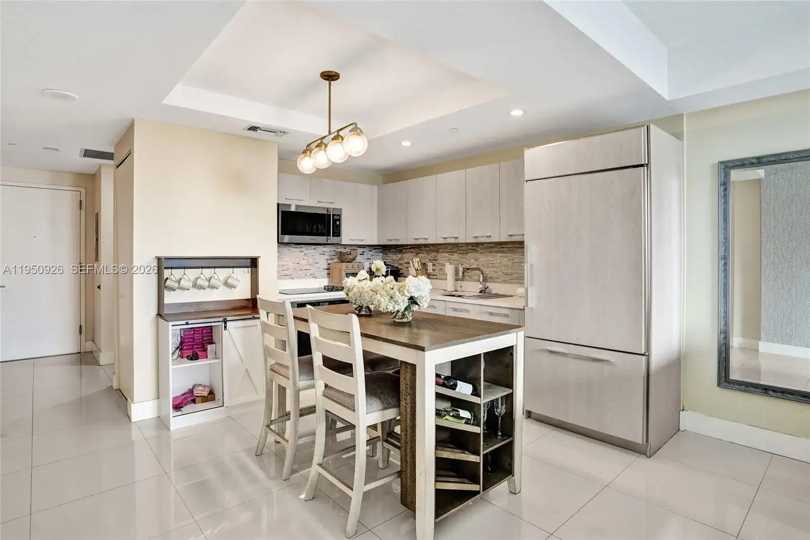 45 SW 9th St # 4004, Miami FL 33130 photo 4