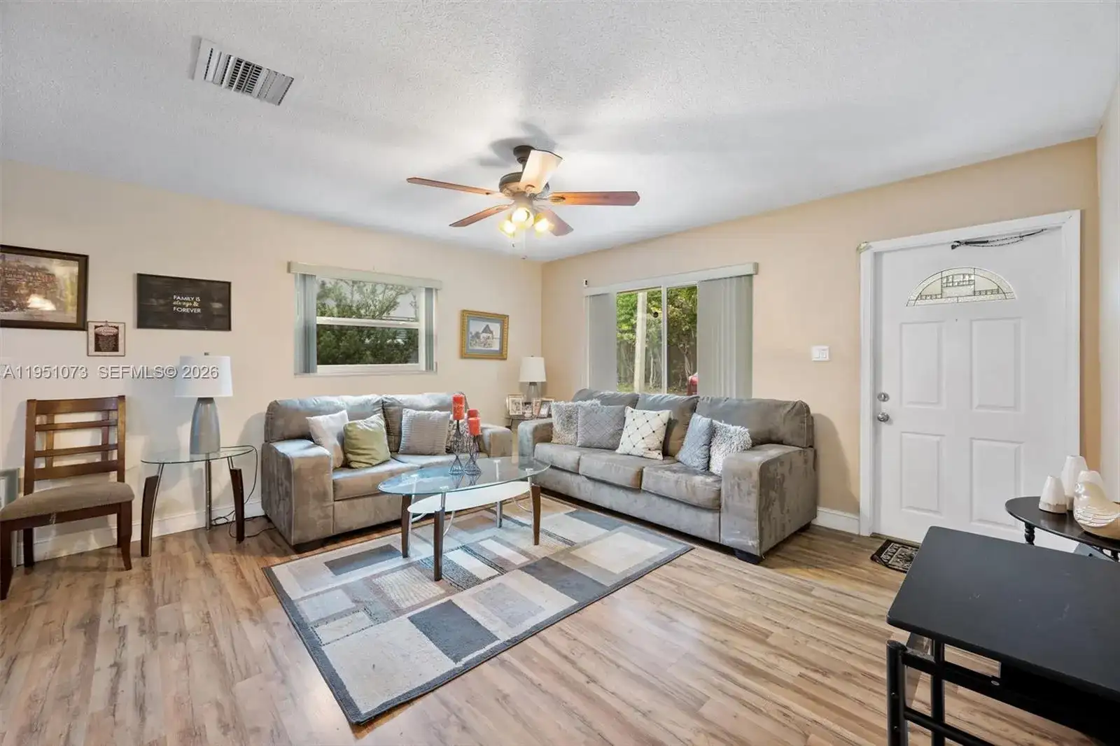 4714 NW 50th Ct, Tamarac FL 33319 photo 2