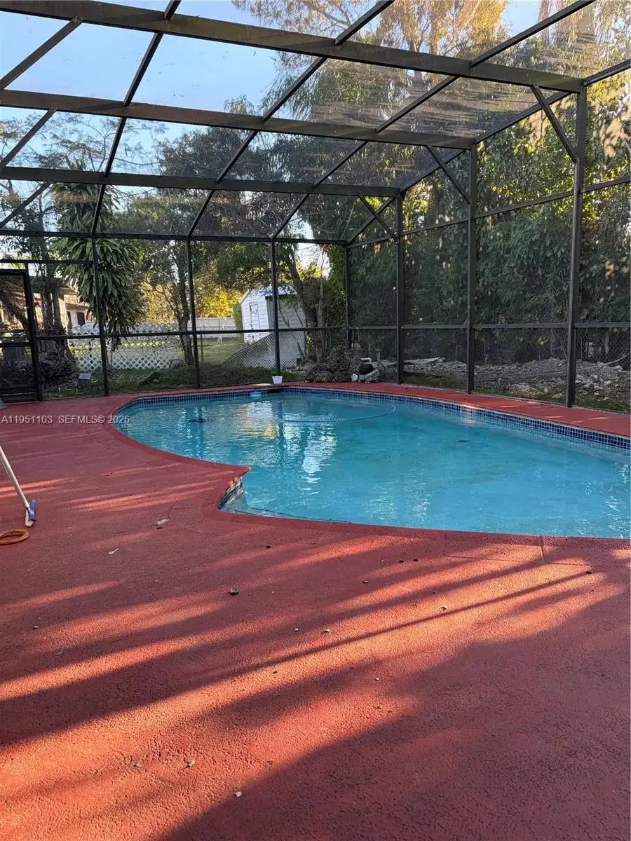 20530 Eagle Nest Rd, Cutler Bay FL 33189 photo 2