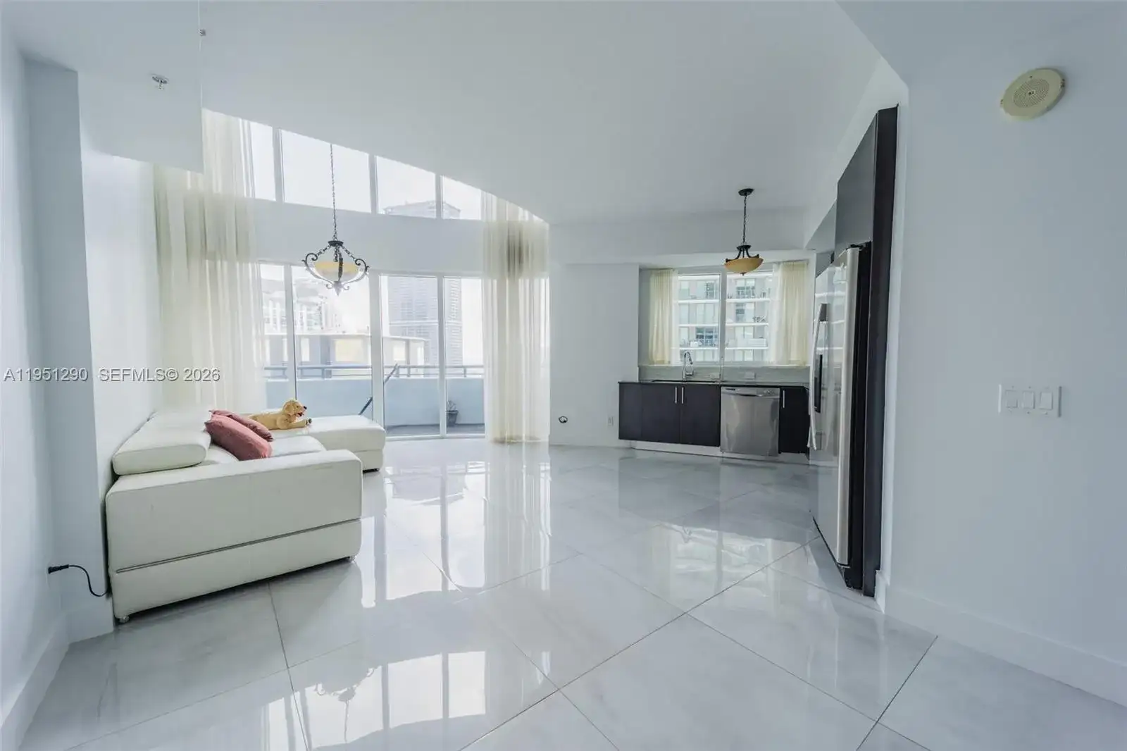 60 SW 13th St # 3424, Miami FL 33130 photo 2