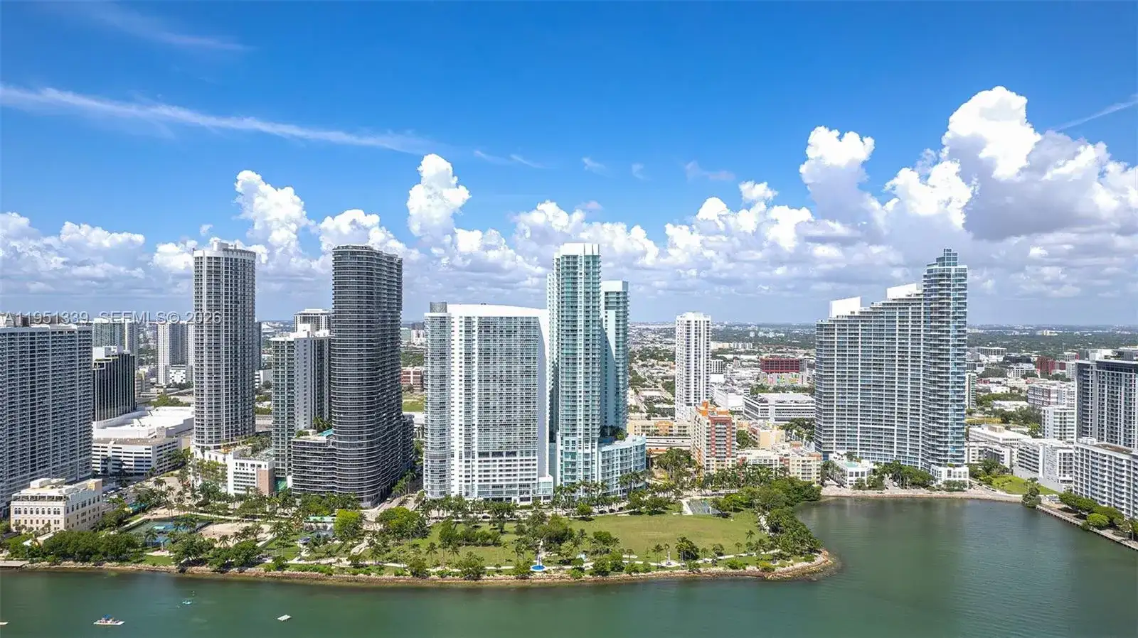 1900 N BAYSHORE DR, Miami FL 33132 photo 2