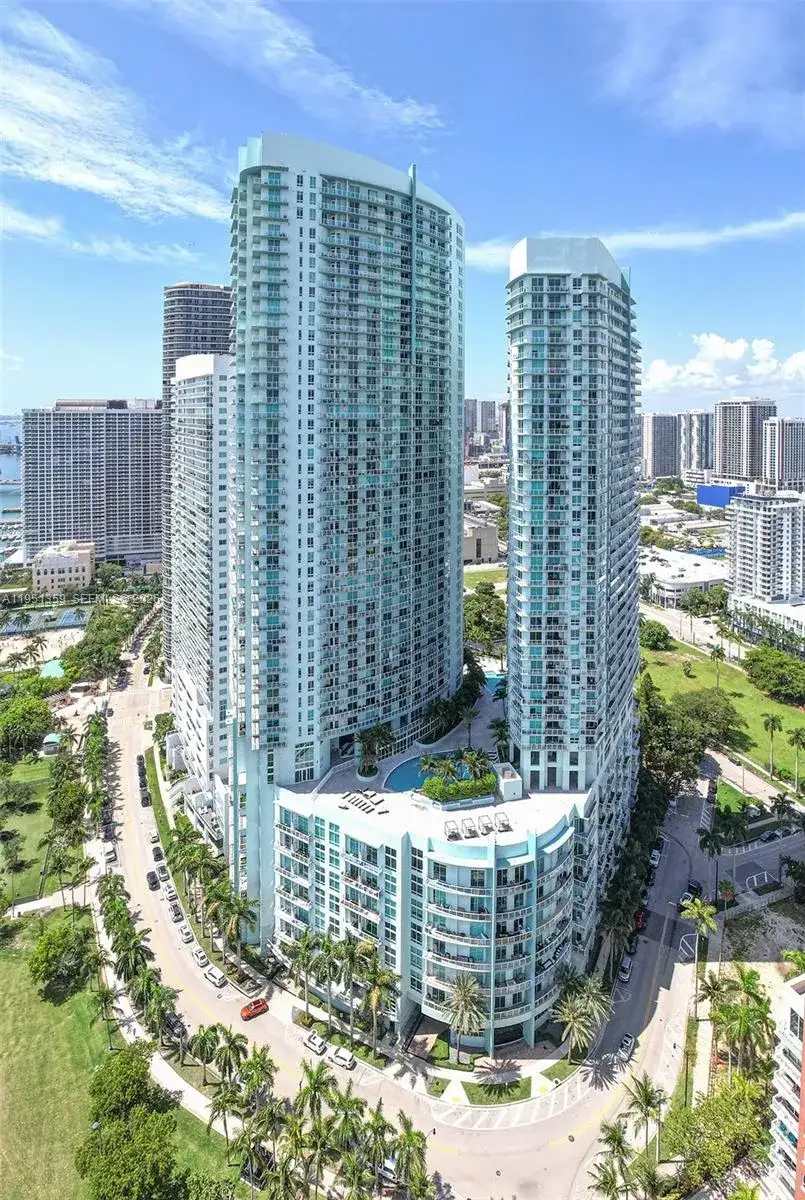 1900 N BAYSHORE DR, Miami FL 33132 photo 4