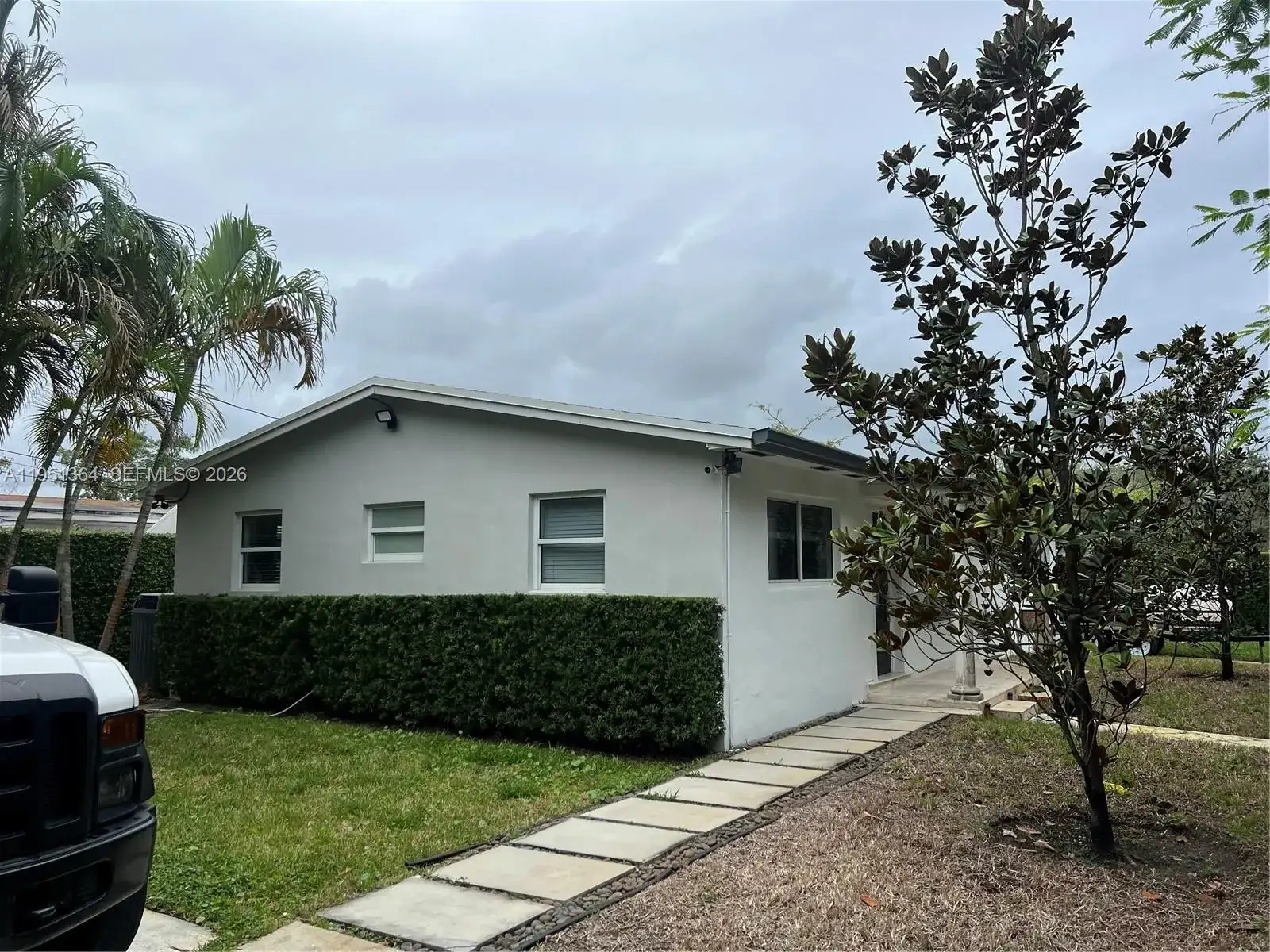 4250 SW 71st Ave, Miami FL 33155 photo 2