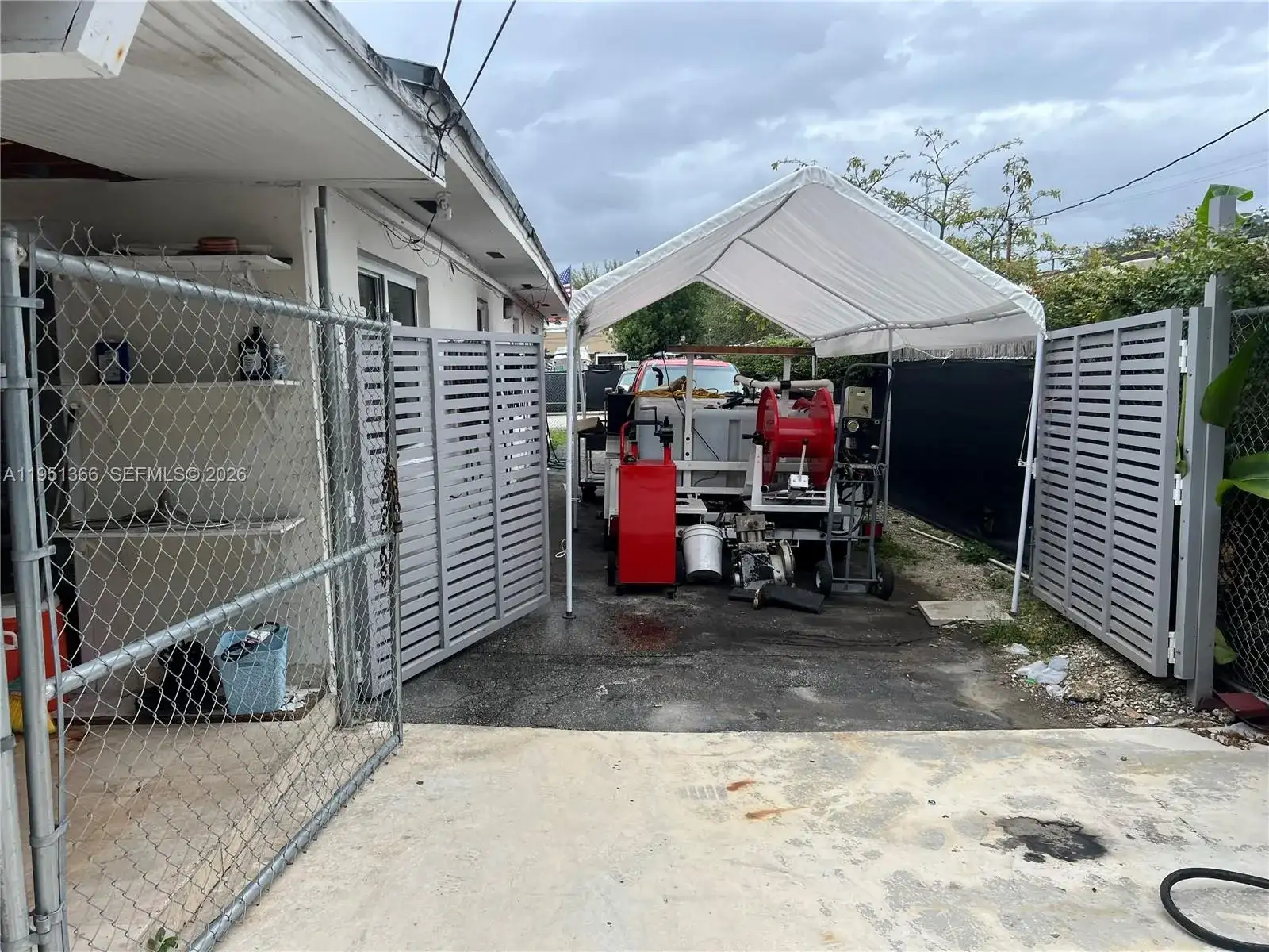 7110 SW 42nd Ter, Miami FL 33155 photo 2