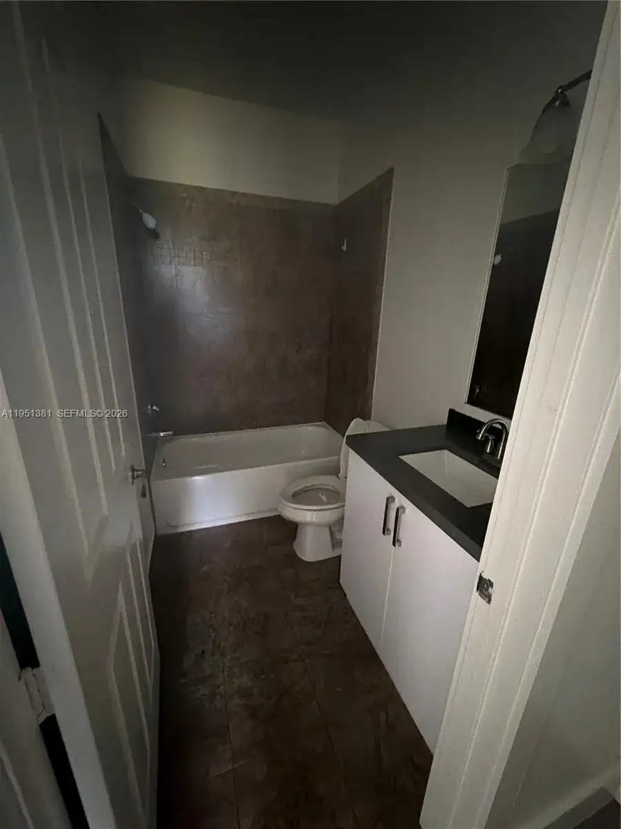 7658 NW 88 TER # 12, Tamarac FL 33321 photo 5