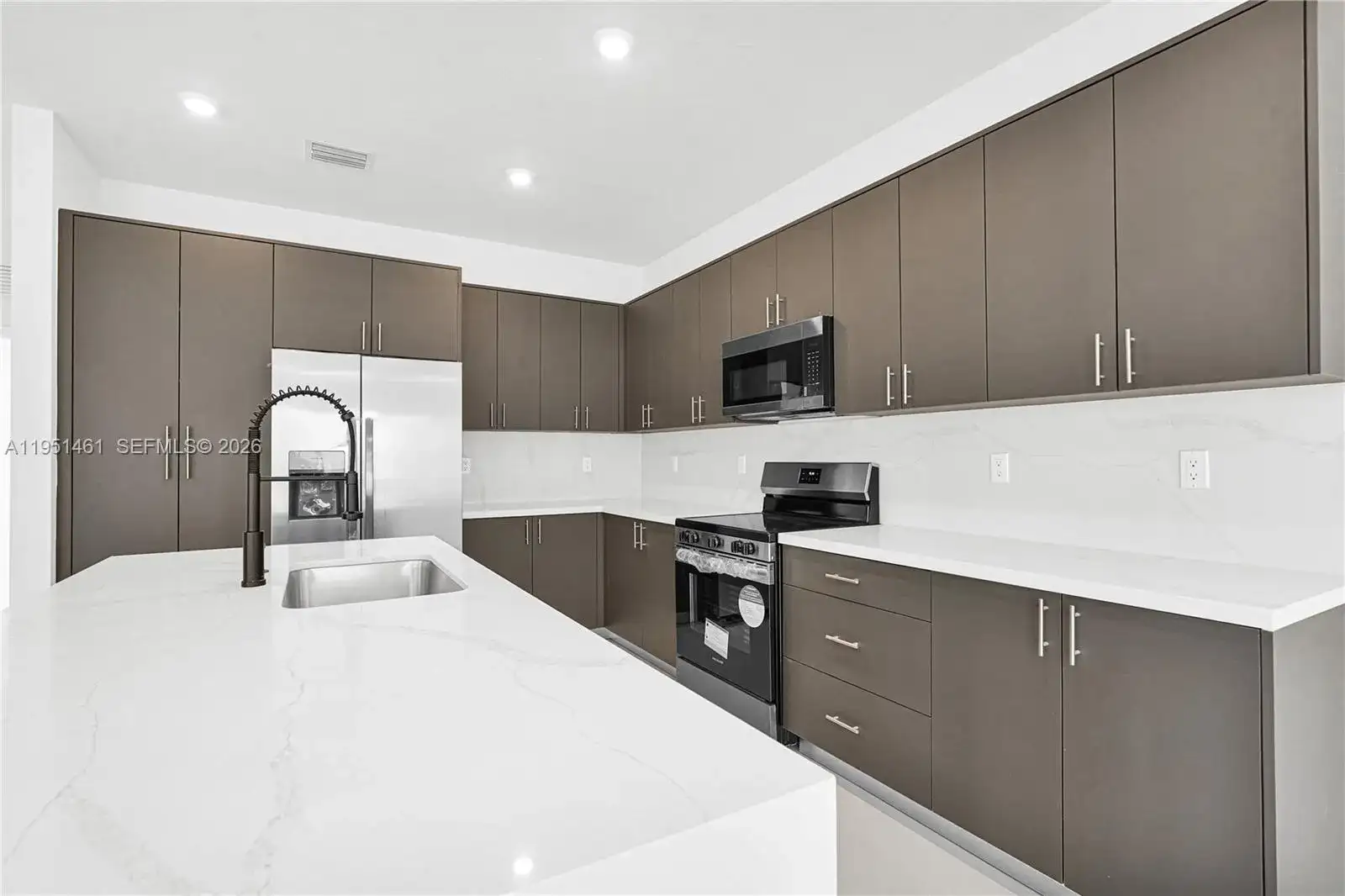 22431 SW 125 ave # 19B, Miami FL 33170 photo 2