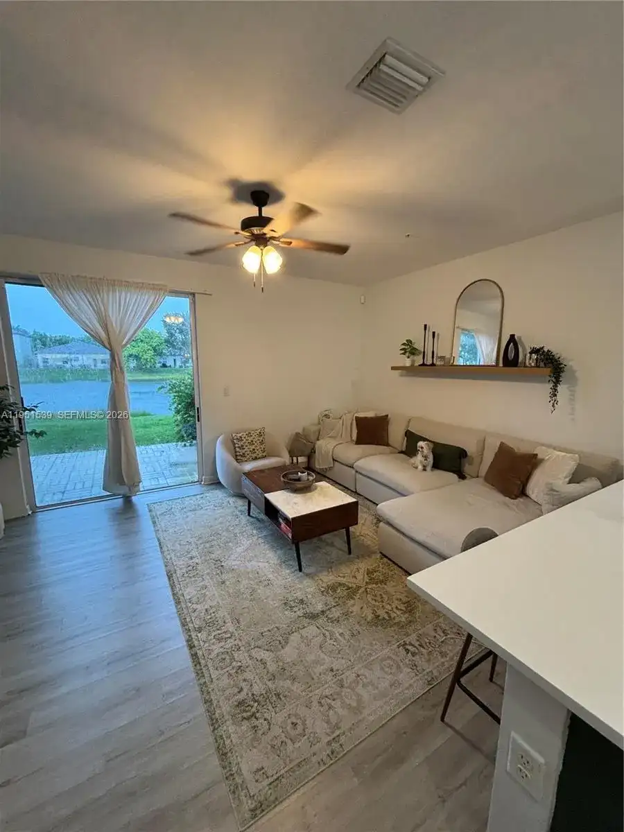 2819 SE 1st Dr # 8, Homestead FL 33033 photo 5
