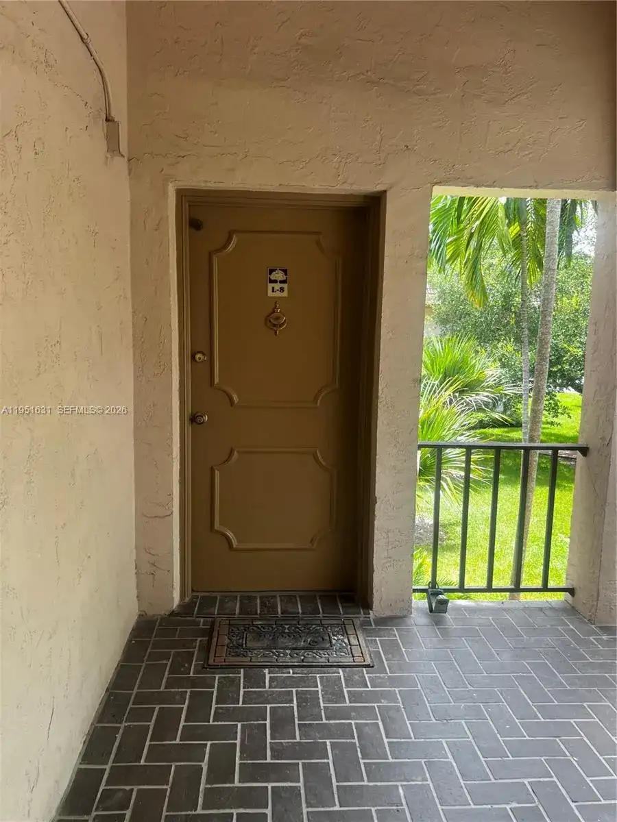 9402 SW 77th Ave # L8, Miami FL 33156 photo 4