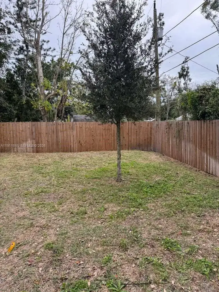 1535 13th Street, St Petersburg FL 33705 photo 4