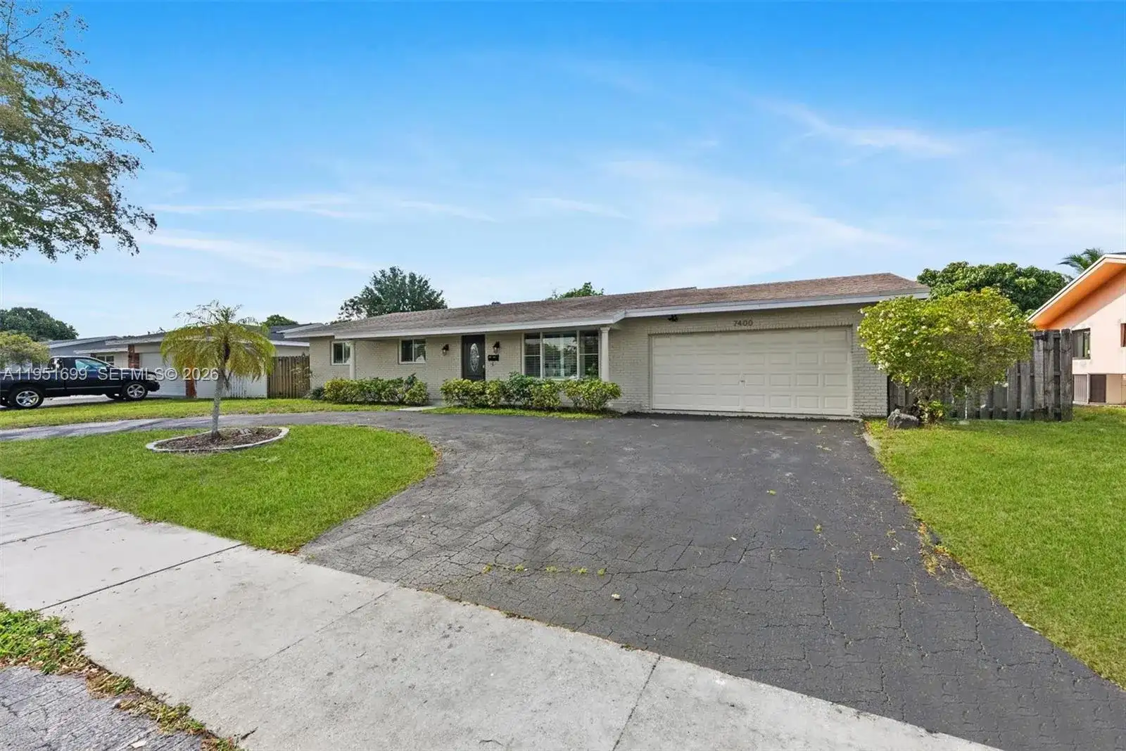 7400 NW 15th St, Plantation FL 33313 photo 2
