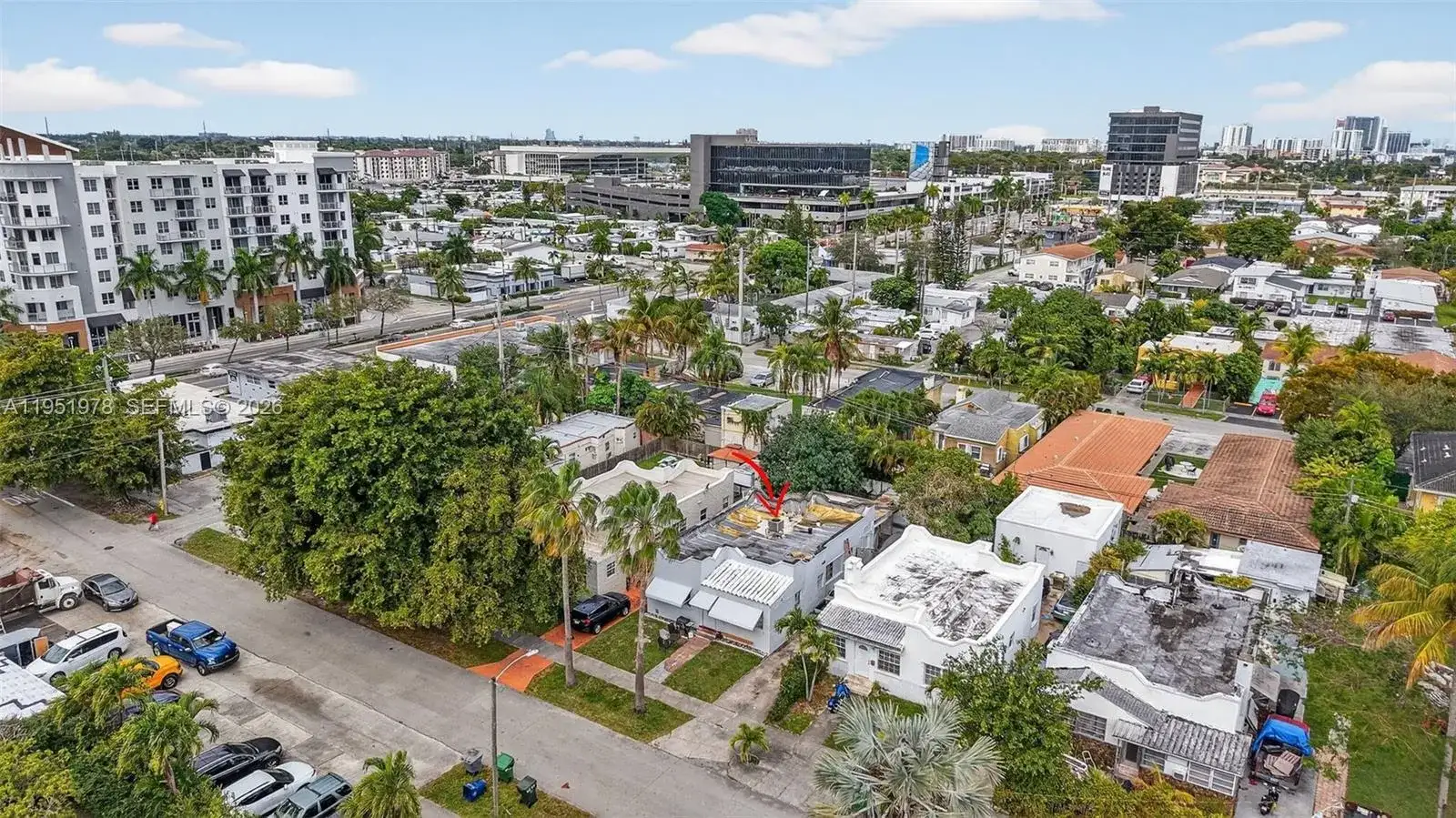 623 NE 4th St, Hallandale Beach FL 33009 photo 2