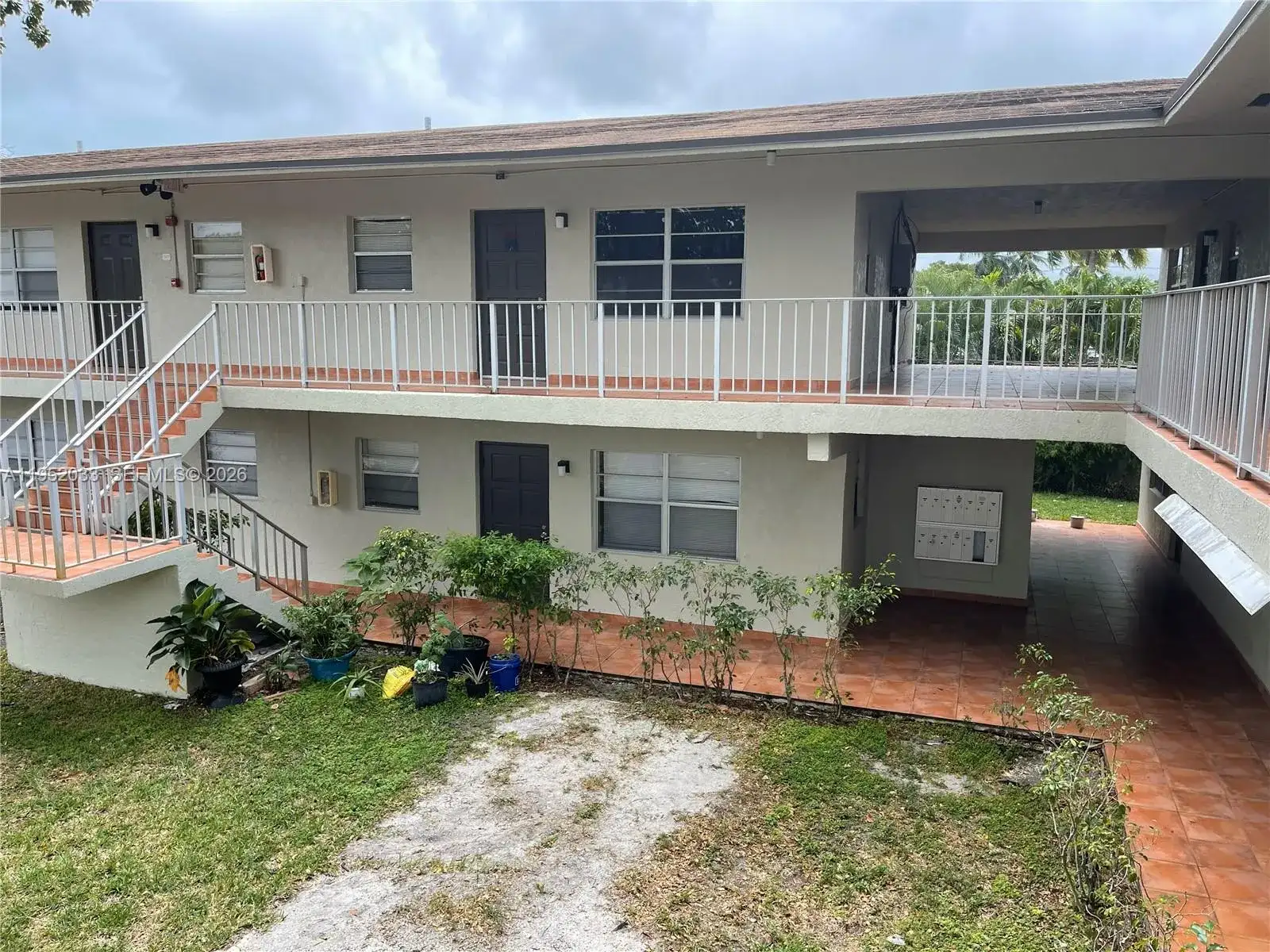 1522 NE 34th Ct # 2, Oakland Park FL 33334 photo 2