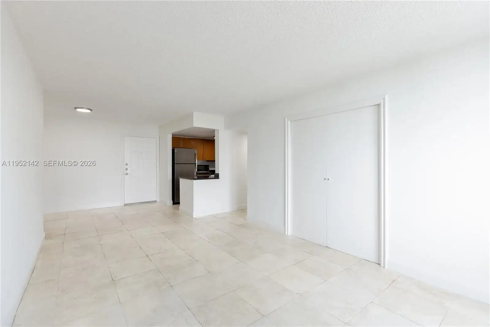 1621 BAY RD # 604, Miami Beach FL 33139 photo 3