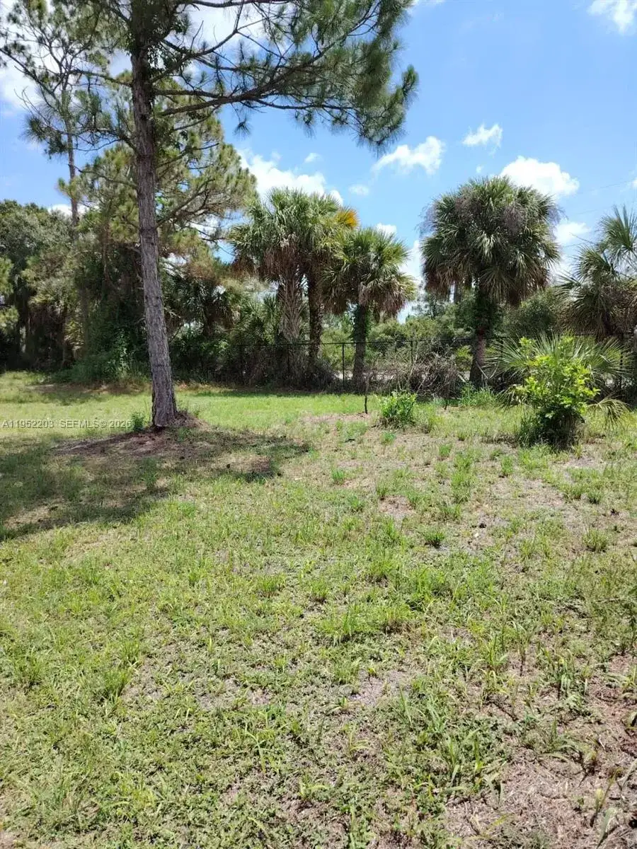615 621 Hunting Club Ave, Clewiston FL 33440 photo 4