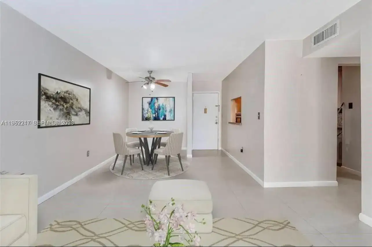 9678 Fontainebleau Blvd # 308, Miami FL 33172 photo 4