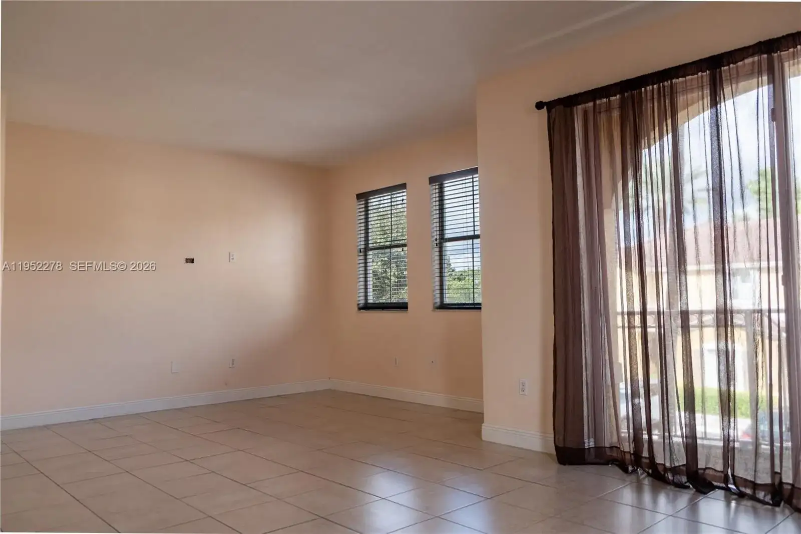 8906 W Flagler St # 222, Miami FL 33174 photo 3
