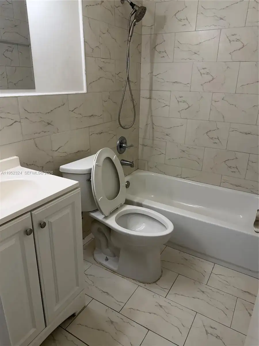 19751 NW 52nd Ct, Miami Gardens FL 33055 photo 3