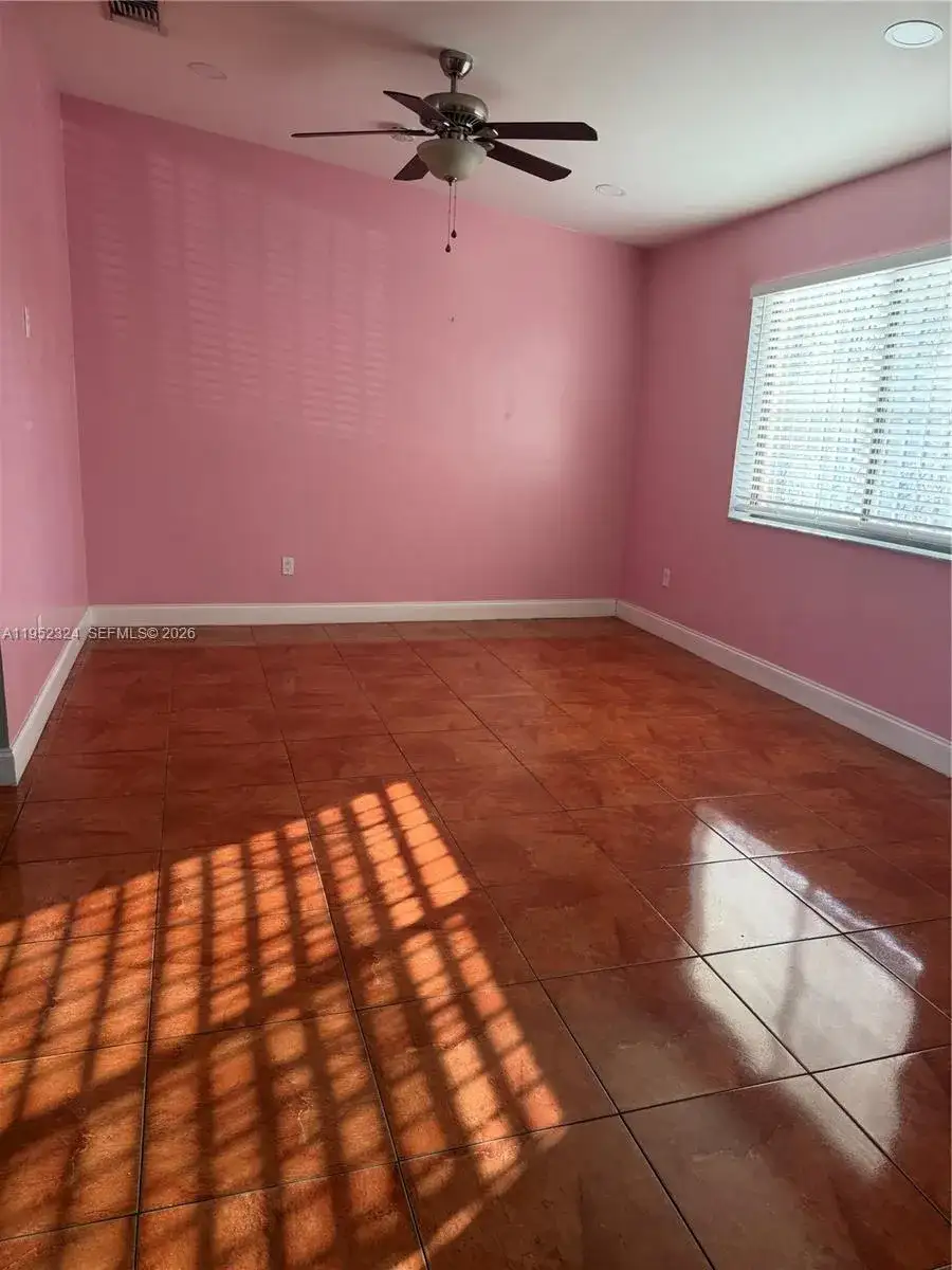 19751 NW 52nd Ct, Miami Gardens FL 33055 photo 4