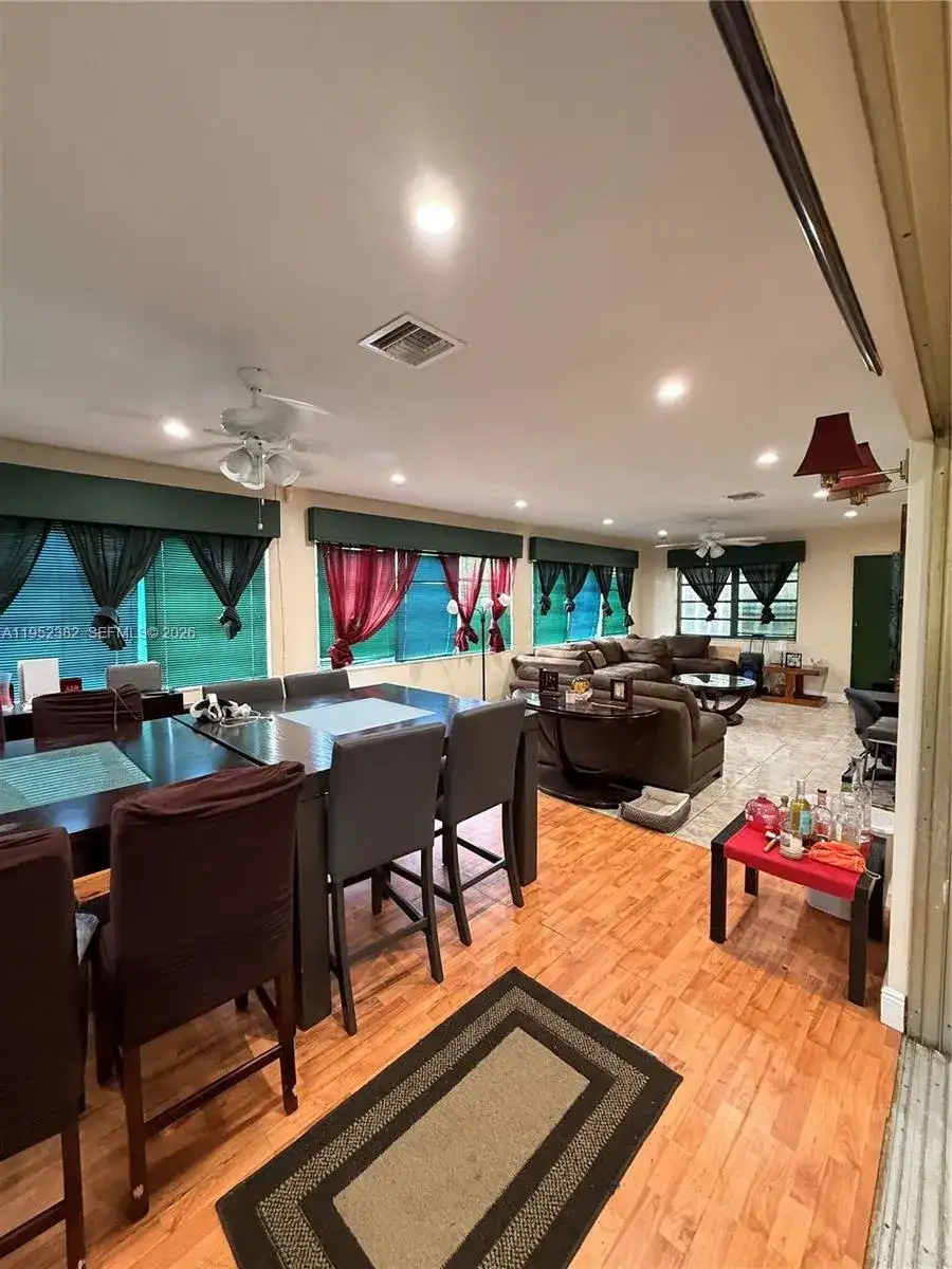 17520 NW 18th Ave, Miami Gardens FL 33056 photo 5