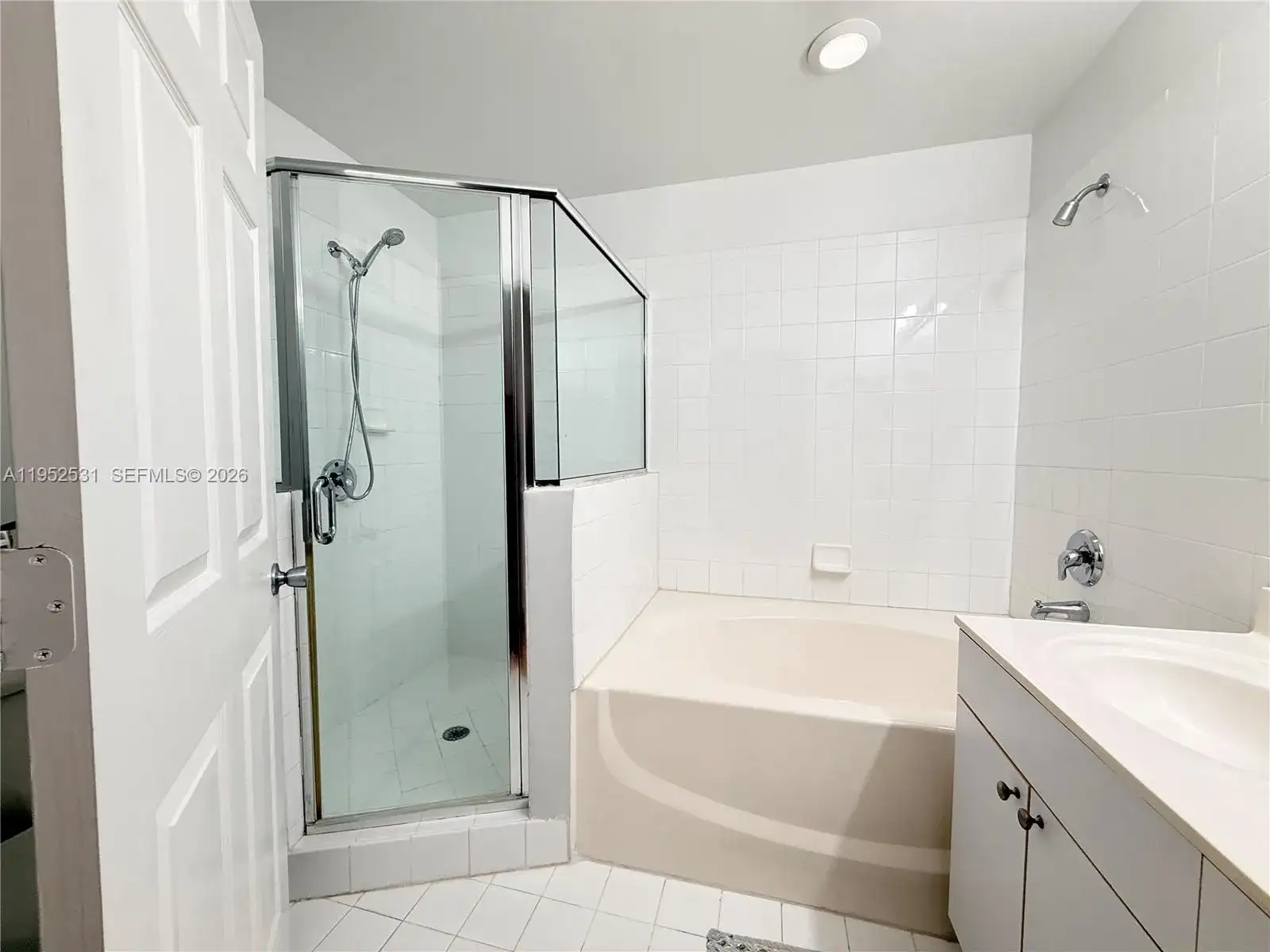 8940 NE 8th Ave # 1205, Miami FL 33138 photo 3