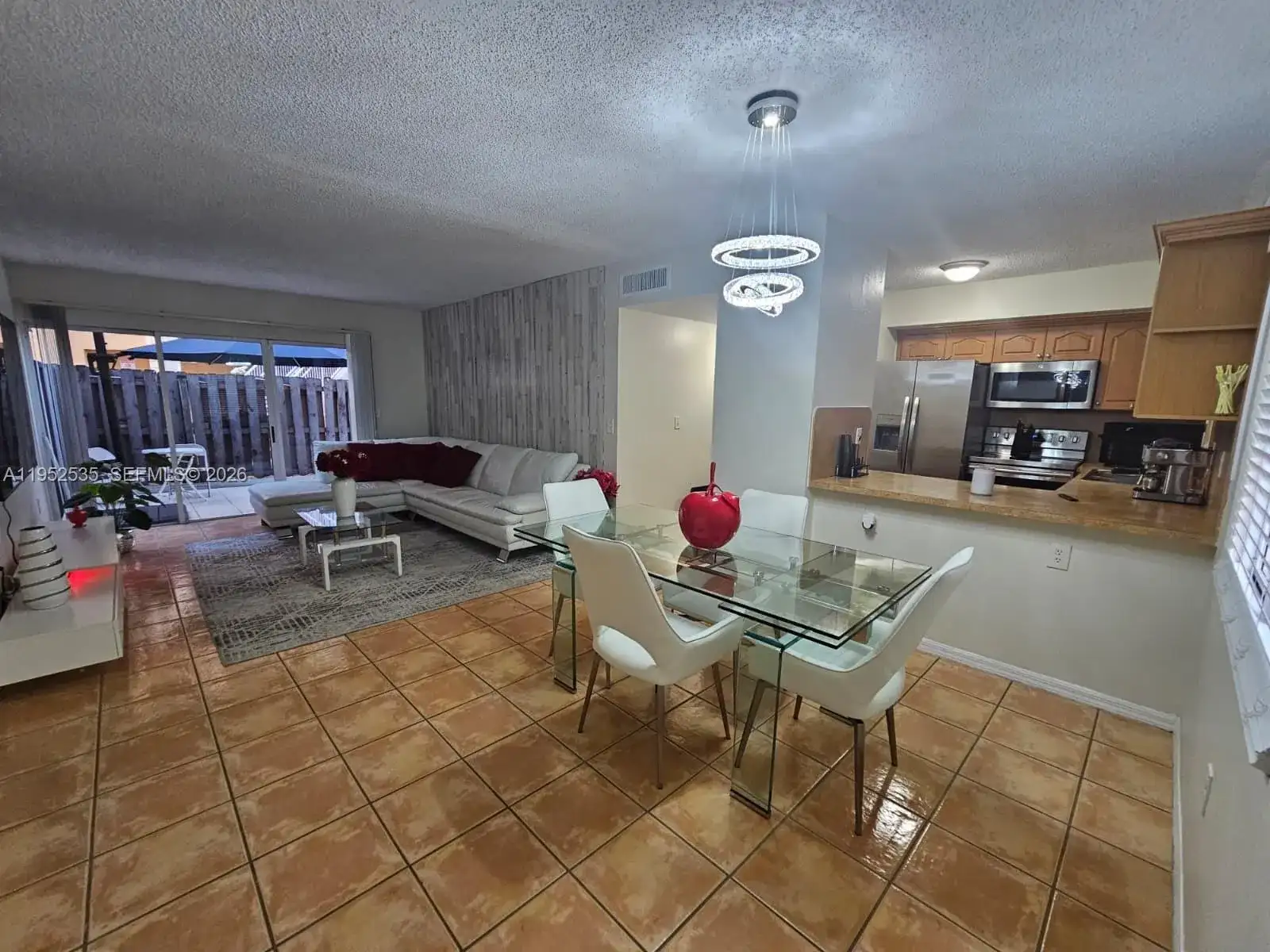 6235 Kendale Lakes Cir # 134, Miami FL 33183 photo 2