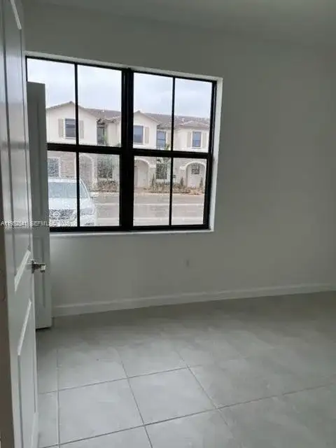 12989 SW 233rd Ter # 12989, Miami FL 33032 photo 4