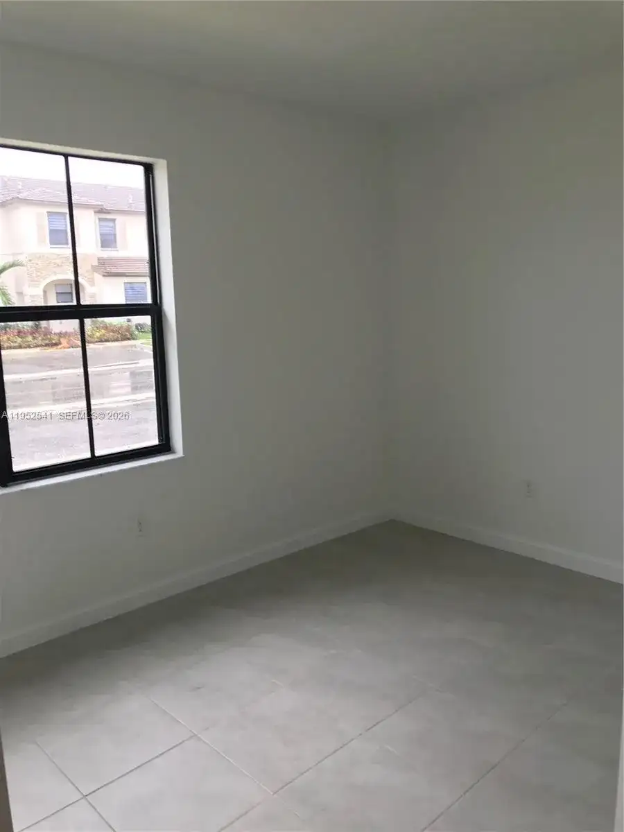 12989 SW 233rd Ter # 12989, Miami FL 33032 photo 5