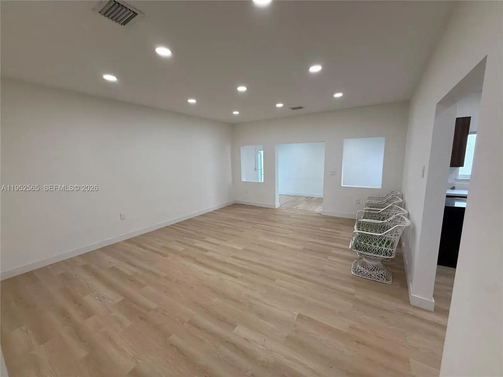 1263 NW 29th St # 0, Miami FL 33142 photo 3