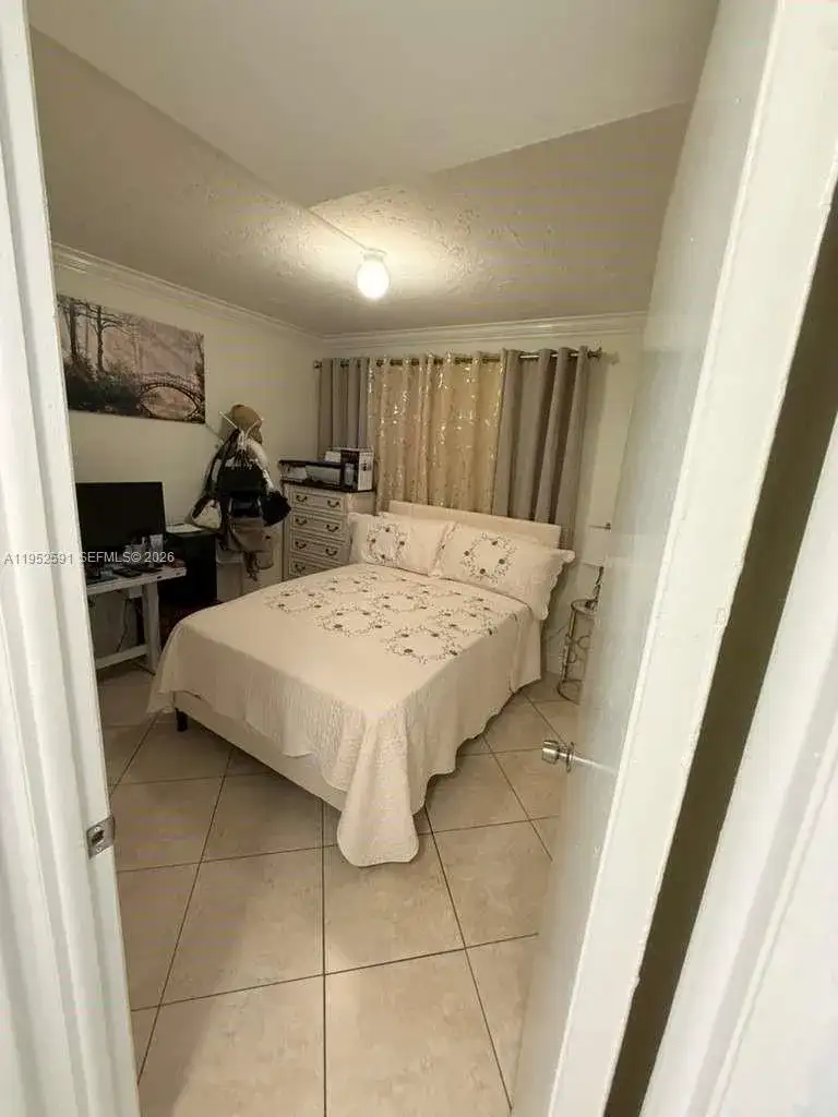 5501 NW 7th St # E207, Miami FL 33126 photo 5