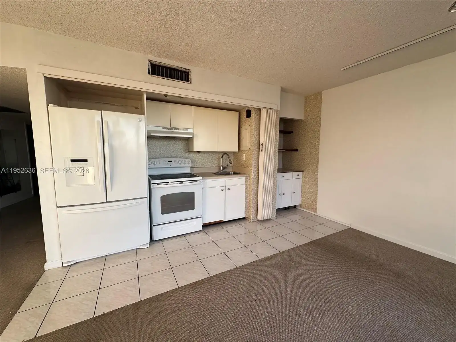 900 Bay Dr # 413, Miami Beach FL 33141 photo 3